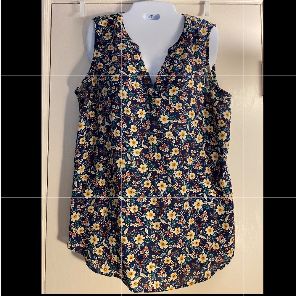 Adriana Papell - Navy Blue Floral Blouse - L